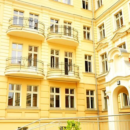 Hotel Przy Baszcie ليجنيكا المظهر الخارجي الصورة