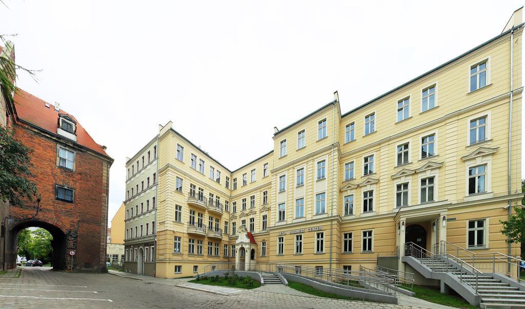 Hotel Przy Baszcie ليجنيكا المظهر الخارجي الصورة